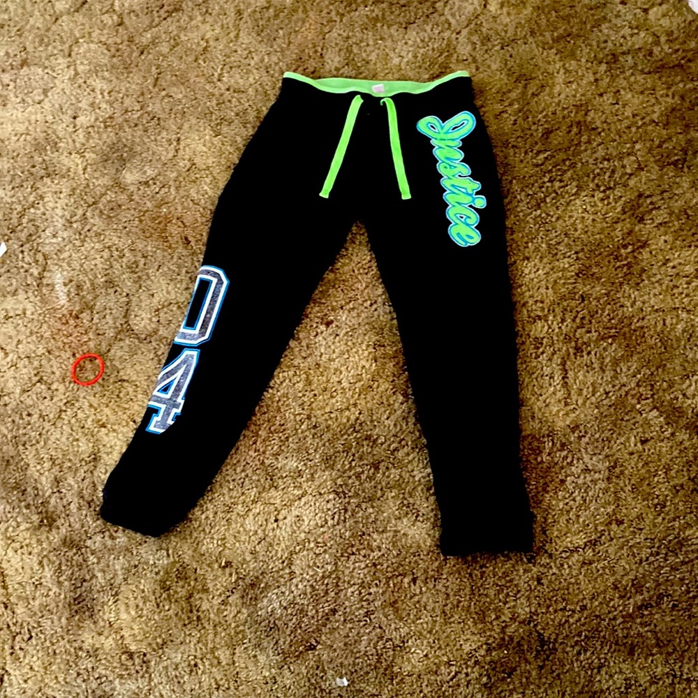 Justice sweat pants still in good condition has draw strings